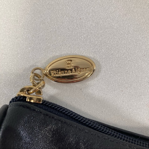 Étienne Aigner Black Leather Crossbody! - Picture 5 of 8